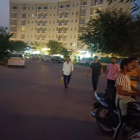 Brij Darshan Holidays Vrindāvan Eksteriør billede